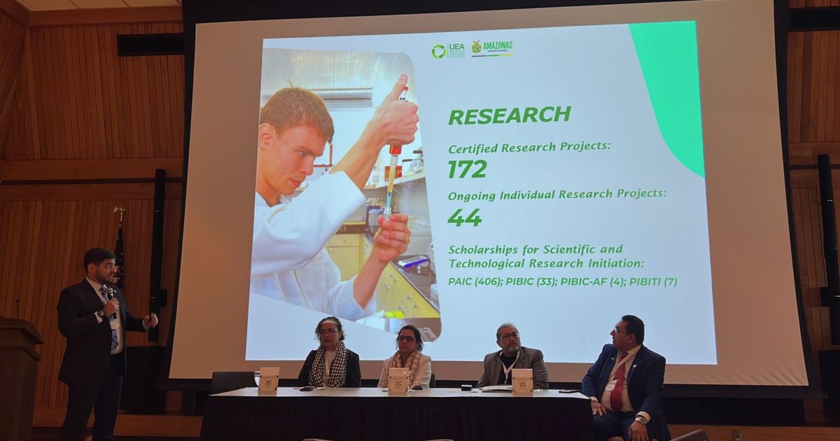 Reitor da UEA participa do Fórum Internacional da Amazônia