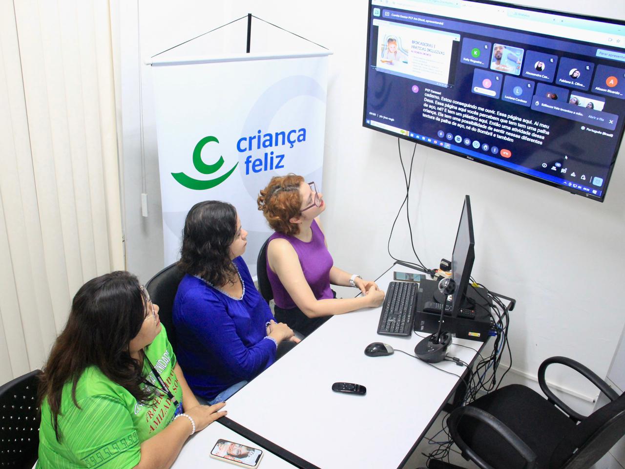 Programa Criança Feliz promove debate sobre brincadeiras e práticas de inclusão