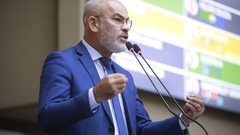 Deputado Cabo Maciel propõe indicativo para construção de quadra poliesportiva coberta em escolas da zona Leste de Manaus