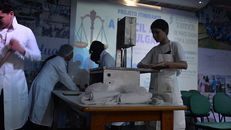 Estudantes realizarão encenação teatral com o tema trabalho seguro e saudável, em Manaus