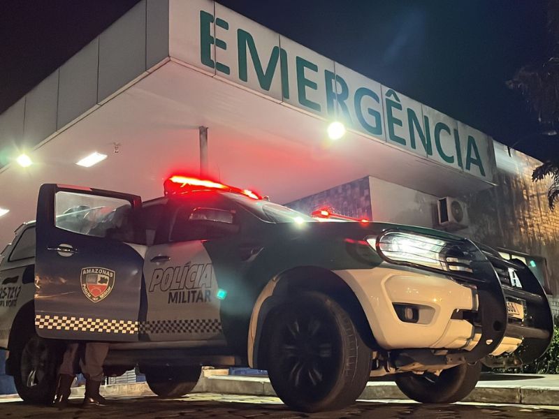 Homem é socorrido após levar terçadada na cabeça em Manaus