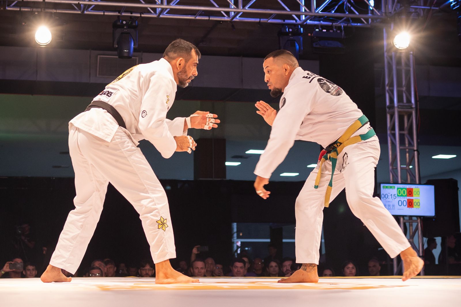 Majestic BJJ 4 divulga programação com seminário e cards preliminar e principal