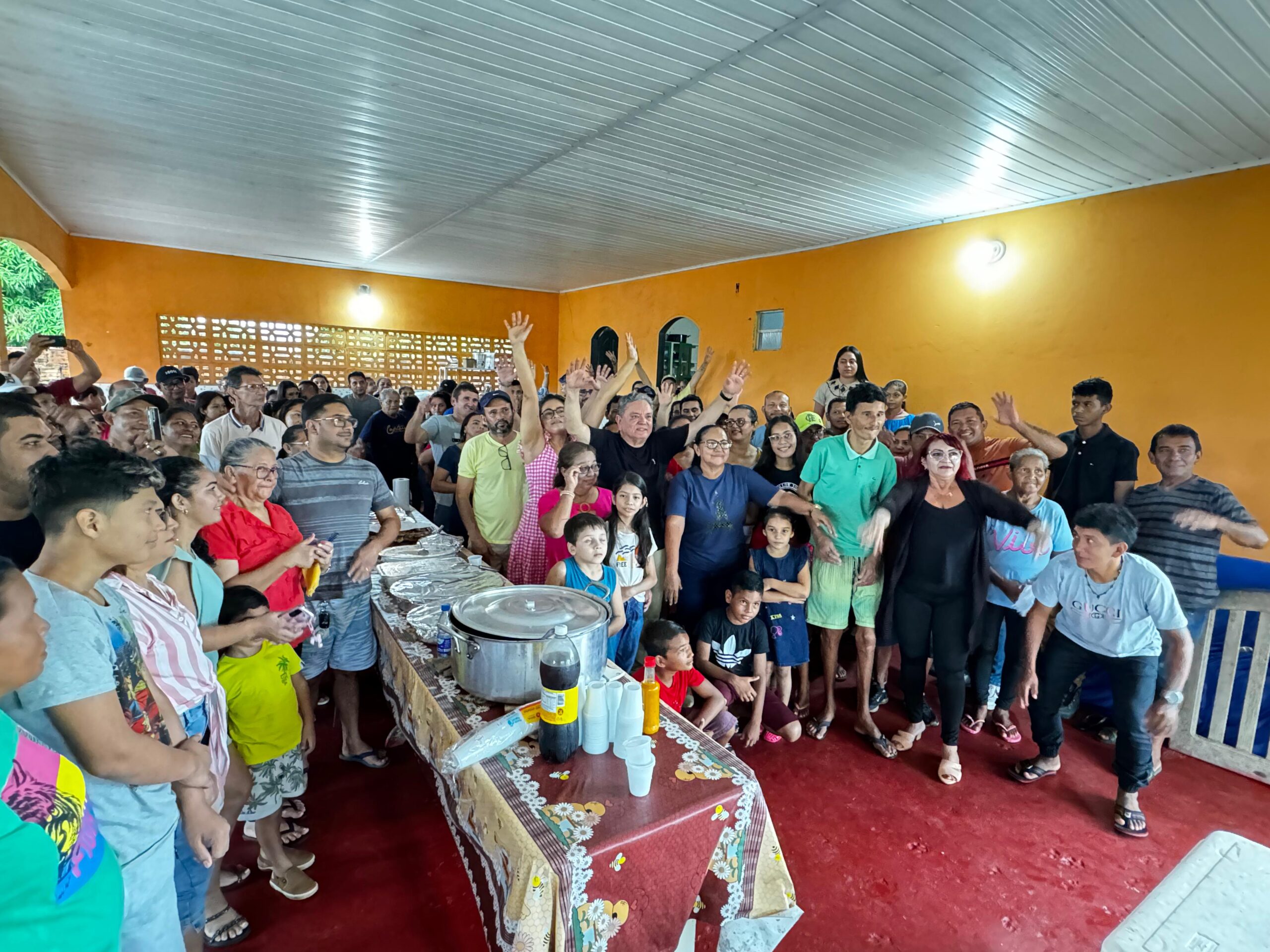 autazes francinete onete lanca a sua precandidatura a vereadora