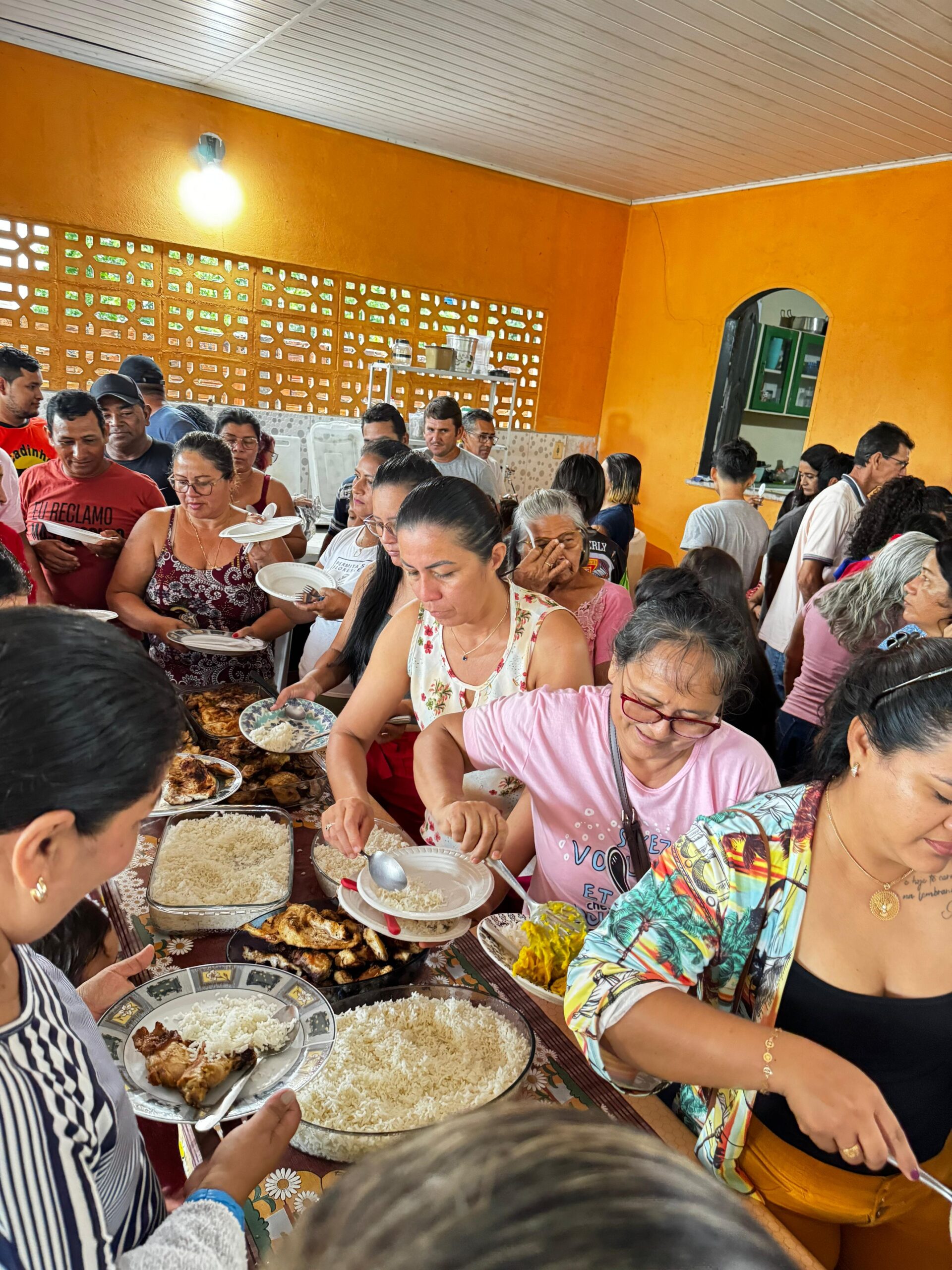 autazes francinete onete lanca a sua precandidatura a vereadora