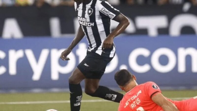 Botafogo vence Universitario-PER e garante classificação antecipada na Libertadores