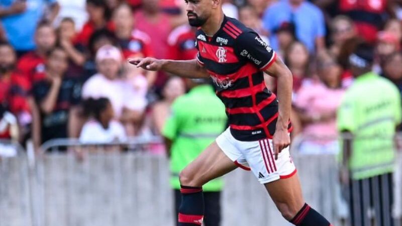 Flamengo encaminha venda de Fabrício Bruno para West Ham