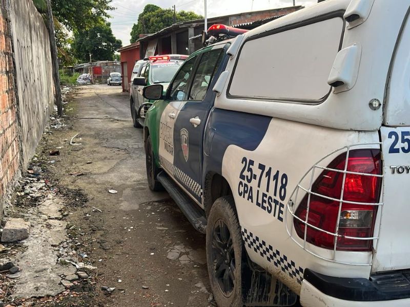 Homem é preso por espancar a ameaçar própria esposa de morte em Manaus