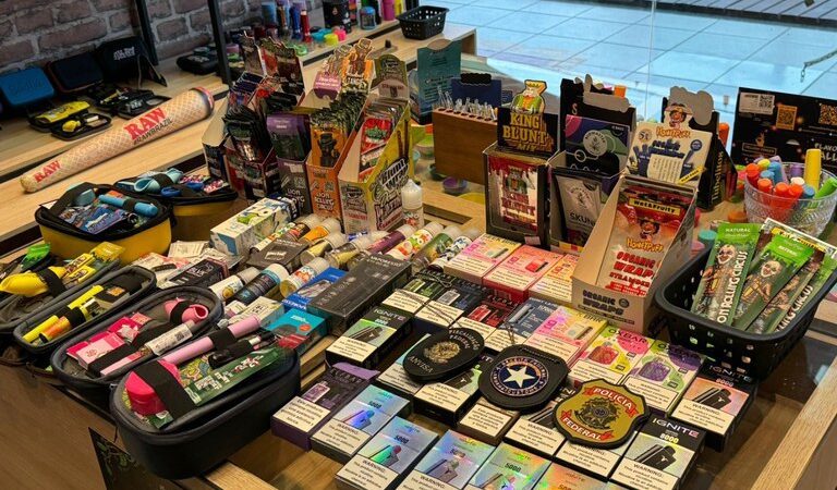 Operação combate crime de contrabando de cigarros eletrônicos em Manaus