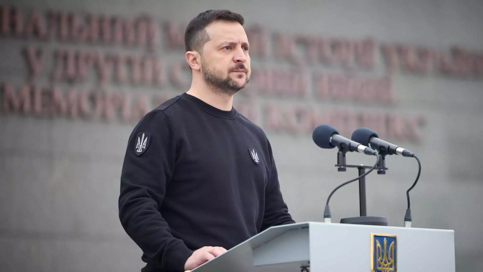 Rússia emite mandado de busca contra Zelenski; Ucrânia diz que medida denota ‘desespero’ russo