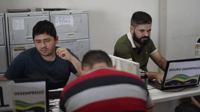 Sines ofertam mais de 780 vagas nesta quarta-feira em Manaus