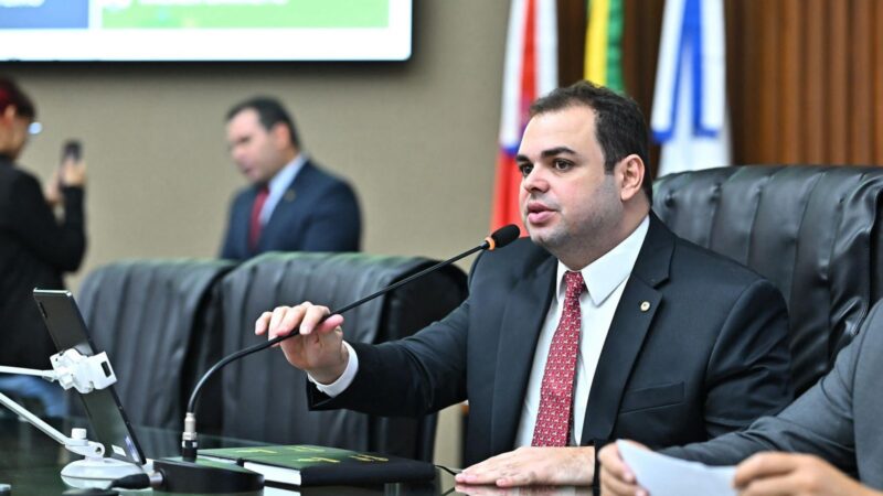 PL de Roberto Cidade que amplia atenção a pacientes cardiopatas avança nas comissões da Aleam