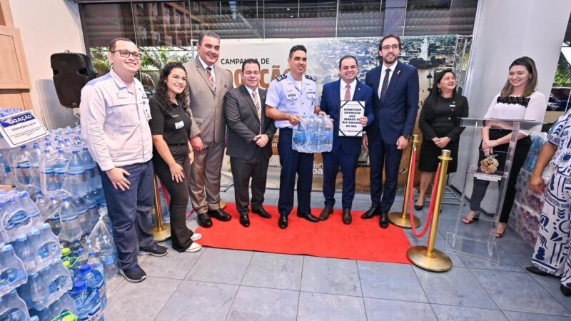 Presidente da Aleam, Roberto Cidade entrega à FAB 15 toneladas de donativos que serão enviados para o Rio Grande do Sul