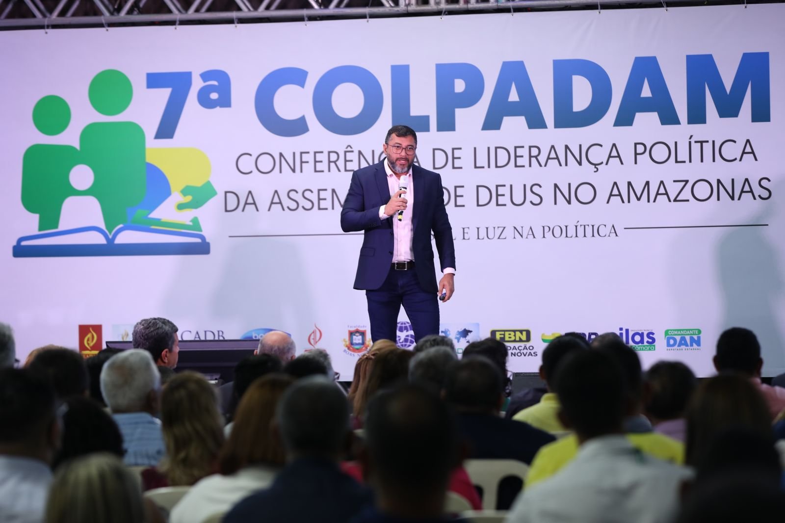 Em encontro com lideranças políticas, Wilson Lima destaca programas do estado que transformam a vida a das pessoas