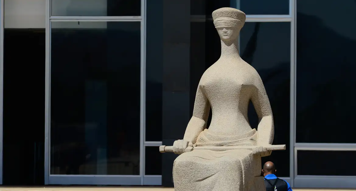 Entenda a decisão do STF sobre descriminalização do porte de maconha