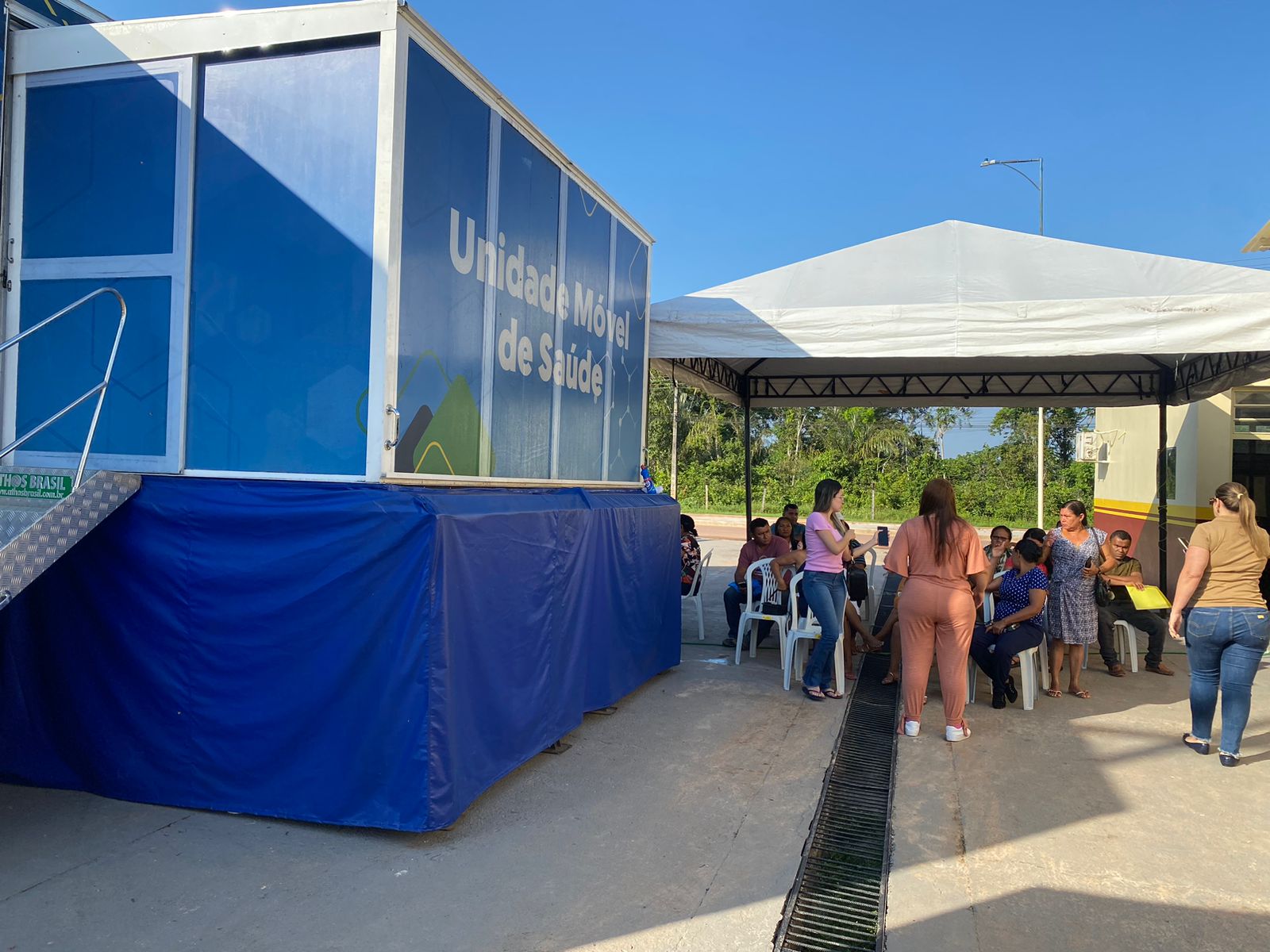Carreta de Apoio à Saúde do Governo do Amazonas inicia atendimentos em Presidente Figueiredo
