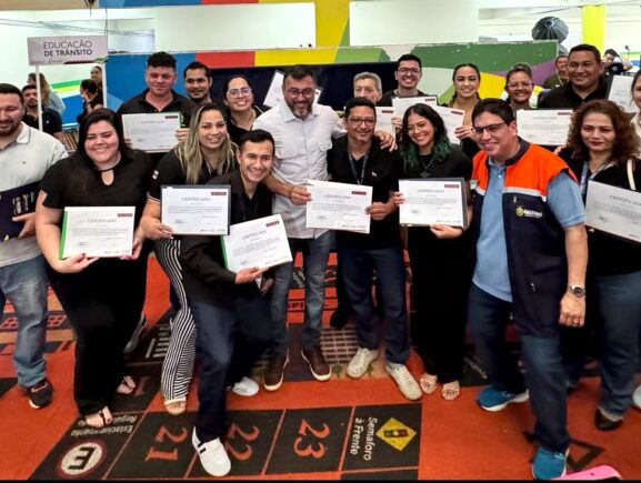 Governo Presente: Detran-AM emitiu cerca de 70 CNH Social e mais de 50 certificados do curso de Direção Defensiva – Detran-AM