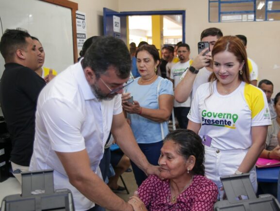 Sect realiza 200 Atendimentos para regularização fundiária na 9ª edição do Governo Presente