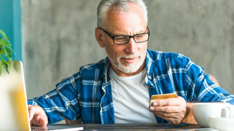 Cerca de 6 em cada 10 brasileiros não conseguem manter padrão de vida após a aposentadoria