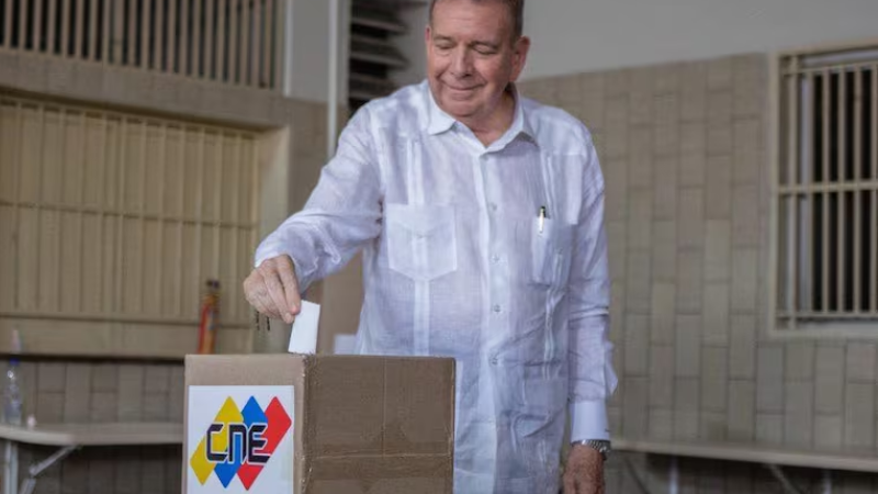 Edmundo González agradece ao Brasil por cobrar atas