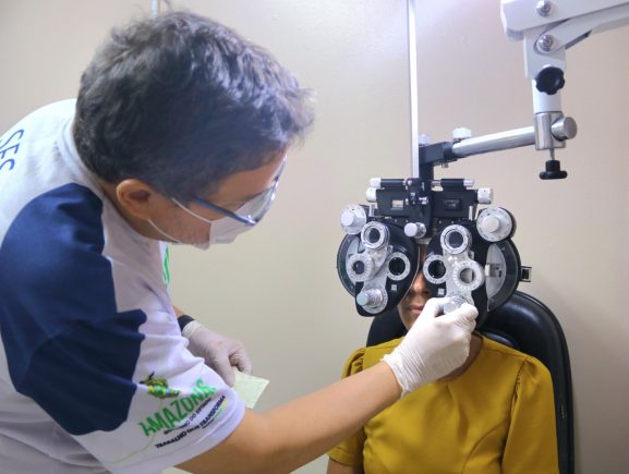 Governo Presente: SES-AM atende 900 pessoas durante ação no bairro da Compensa