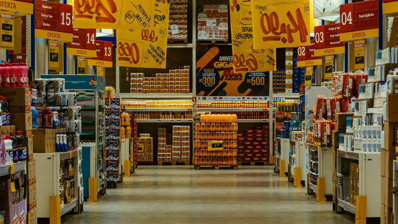 Inflação cai para 0,21% em junho deste ano, diz IBGE