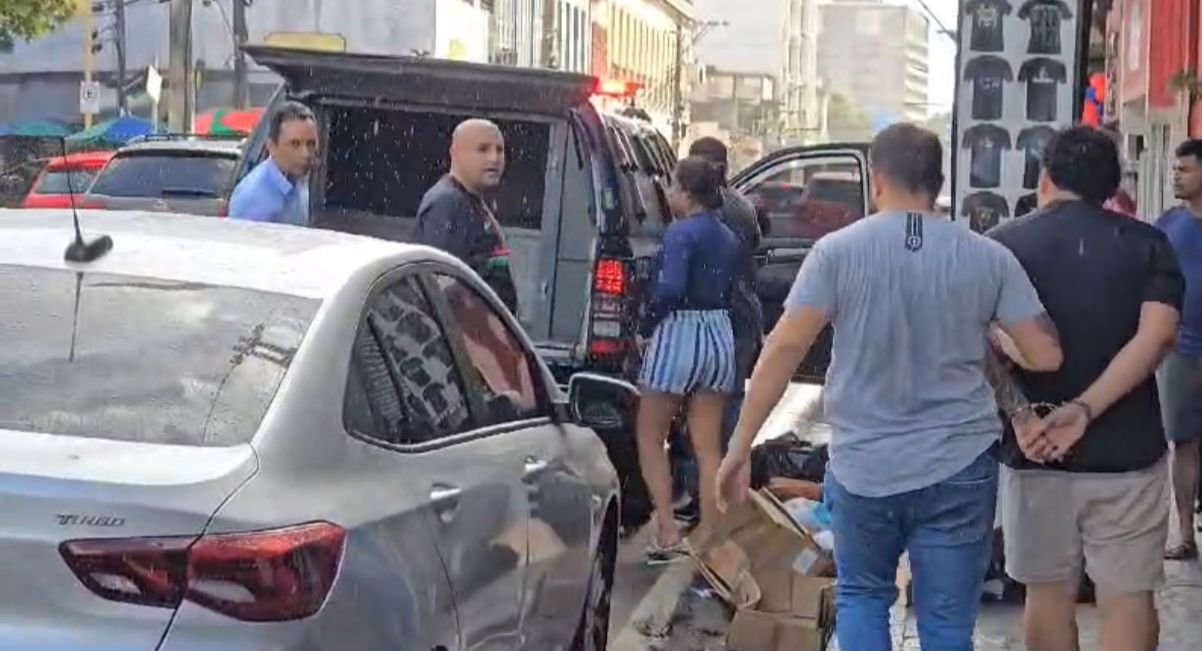 Quarteto que roubou loja de eletrônicos e deu prejuízo de R$ 100 mil é preso em Manaus