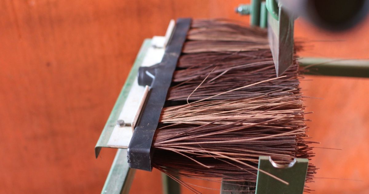 Segue aberto credenciamento do Edital para Doação de Máquinas de Vassoura