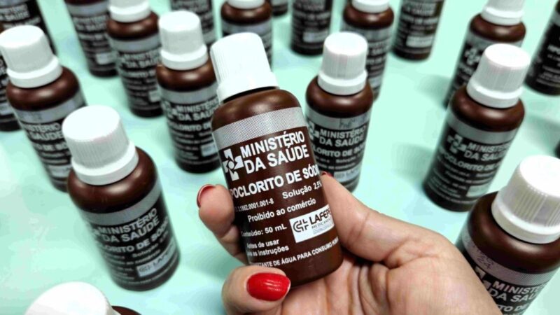 Hipoclorito de sódio é distribuído em municípios afetados pela estiagem no AM