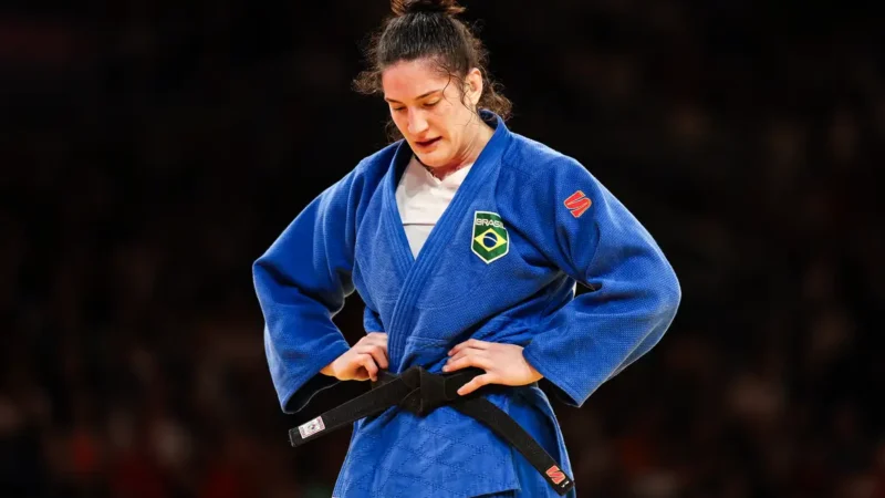 Mayra Aguiar é eliminada em sua estreia no judô