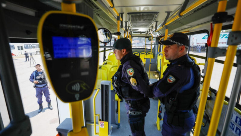 Policiais militares finalizam treinamento para atendimento de ocorrências de roubo a coletivos