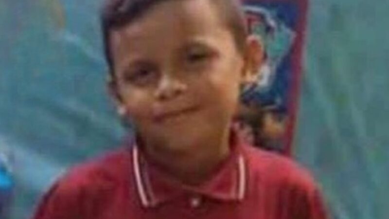 Menino de 11 anos é morto a tiros após sair de casa para comprar lanche em Manaus
