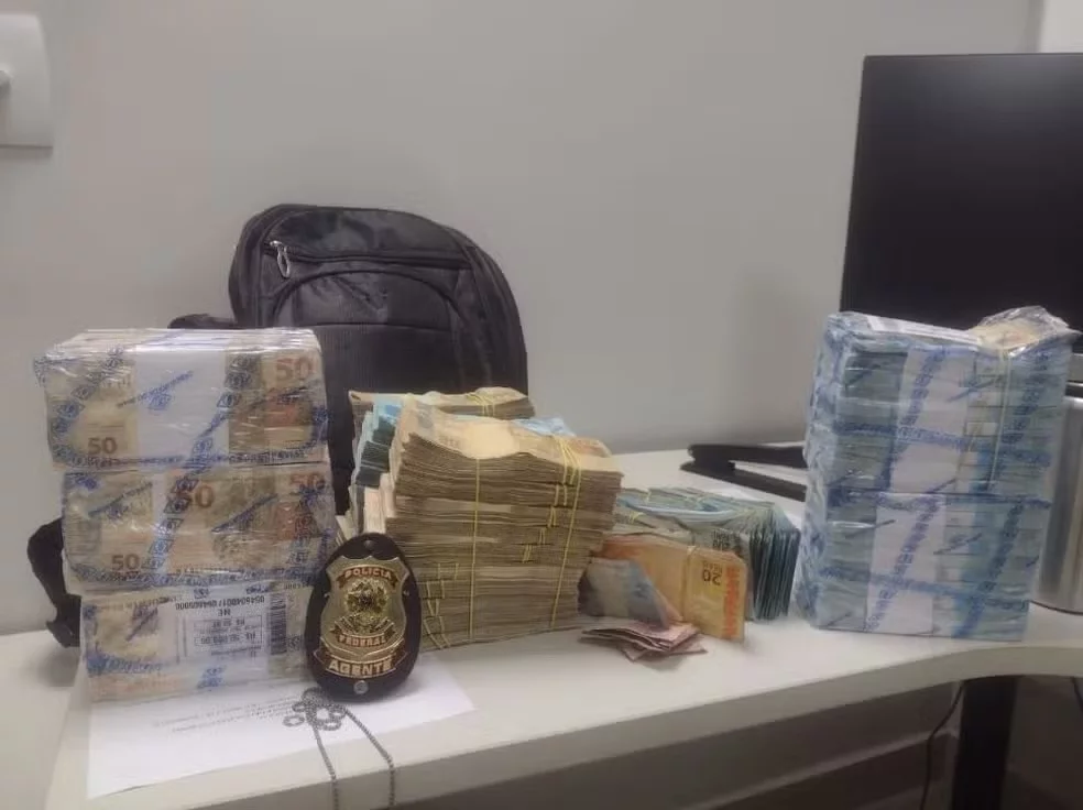 Polícia Federal apreende R$ 1,6 milhão em dinheiro vivo por suspeita de compra de voto