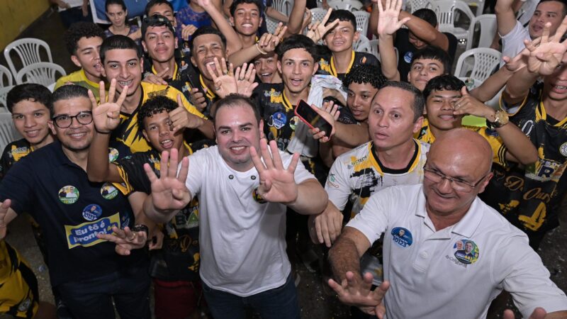 Roberto Cidade movimenta a campanha na zona Norte, neste sábado (21)