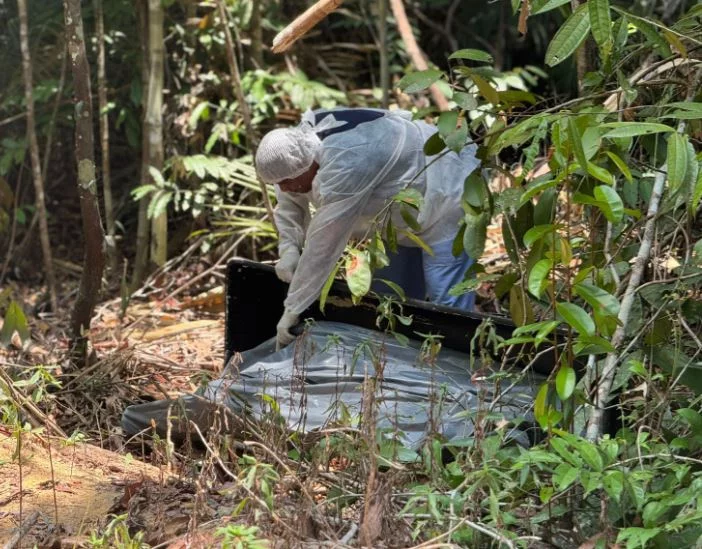 Corpo em decomposição é encontrado no ramal do Canarinho, no AM