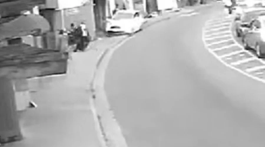 Motorista passa mal e atropela várias pessoas