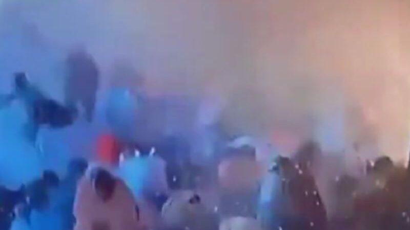 Atentado em estação de trem no Paquistão mata mais de 20 pessoas