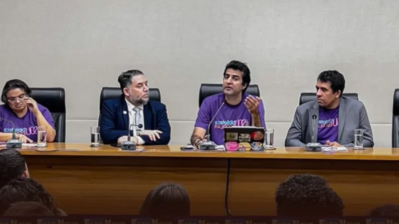 Participantes de reunião da CESC reivindicam nomeação de bibliotecários e cumprimento de legislação