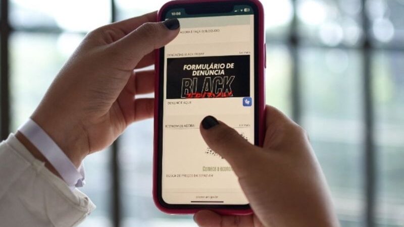 Procon lança canal de denúncias para combater fraudes na Black Friday