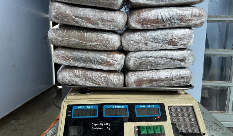 Três mulheres são presas tentando embarcar com drogas em aeroportos no Amazonas