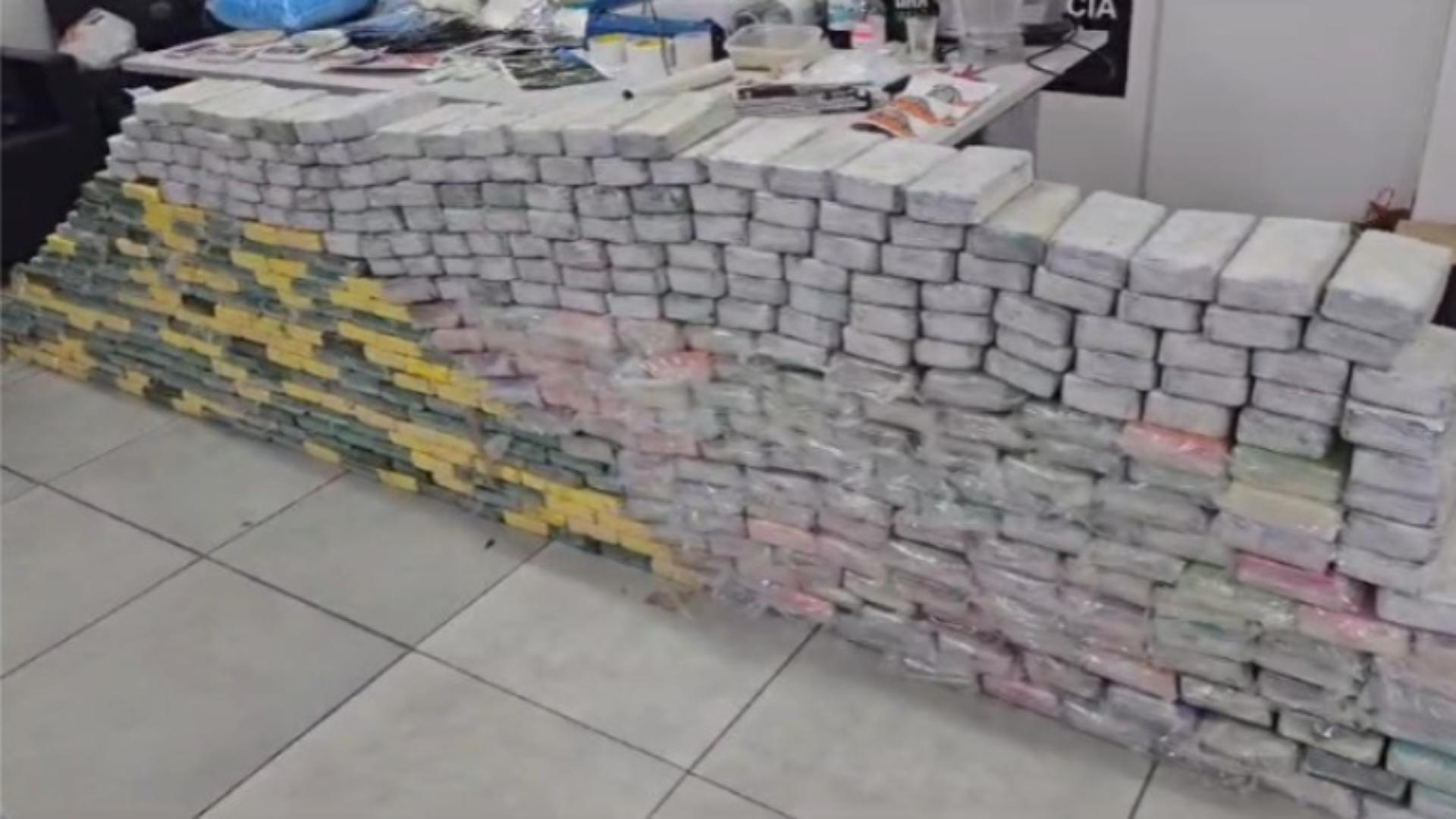 Suposto líder do PCC é preso ao desembarcar de cruzeiro em Santos