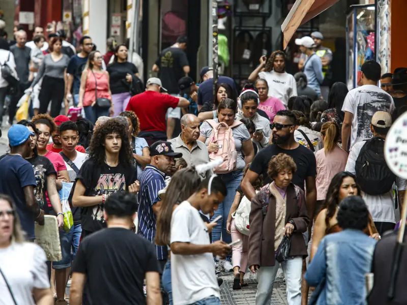 número de pessoas endividadas no país chega a 73 milhões