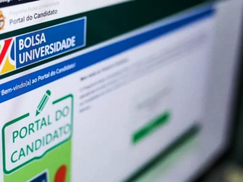 Entrega de documentos para o Bolsa Universidade começa nesta segunda em Manaus