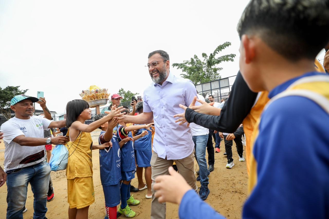 Governador anuncia novas 2.500 vagas em núcleos do Pelci