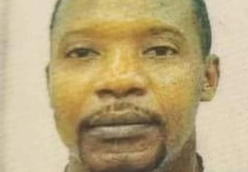 Homem confundido com miliciano é morto por bandidos na porta da igreja