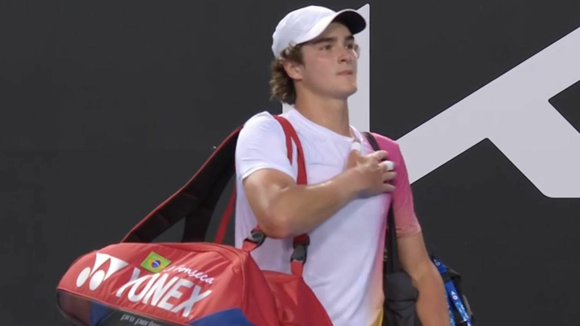 João Fonseca perde para Sonego em 5 sets e cai no Aberto da Austrália; Bia avança