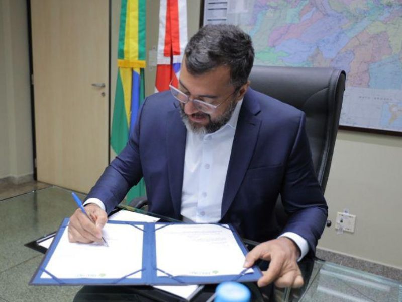 Wilson Lima sanciona lei de regionalização do saneamento