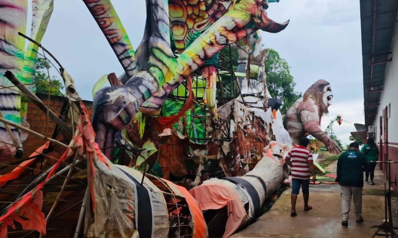 Ipaam orienta bumbás Caprichoso e Garantido sobre gestão de resíduos sólidos durante visita técnica