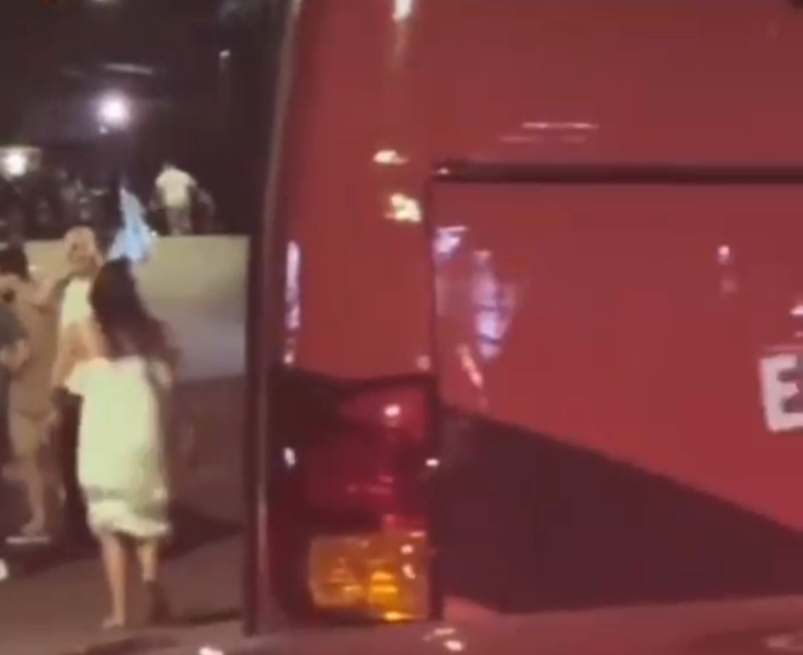 Jovem é deg0l4do na Rox Club e Lounge comercial em Manaus