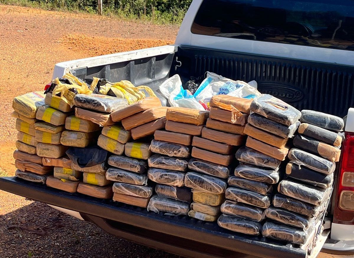 Polícia incinera drogas avaliadas em quase R$ 2 milhões no AM