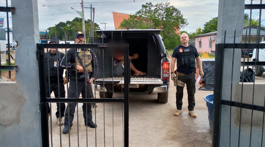 Professor de jiu-jítsu é preso por aliciar alunas menores em mensagens no AM